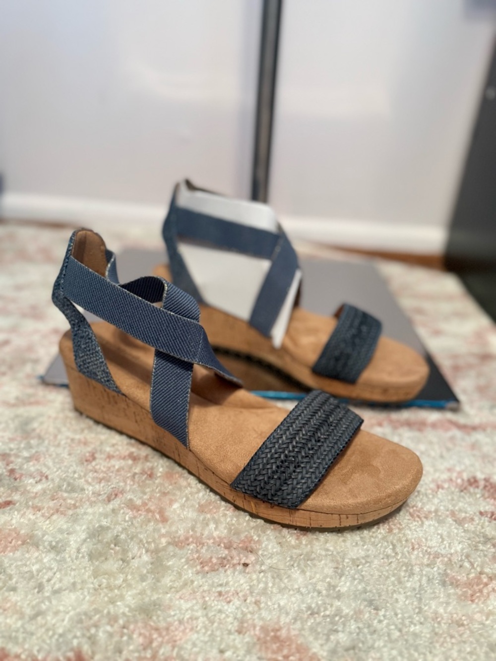 Easy Spirit Navy Wedge Sandals with Crisscross Elastic Straps